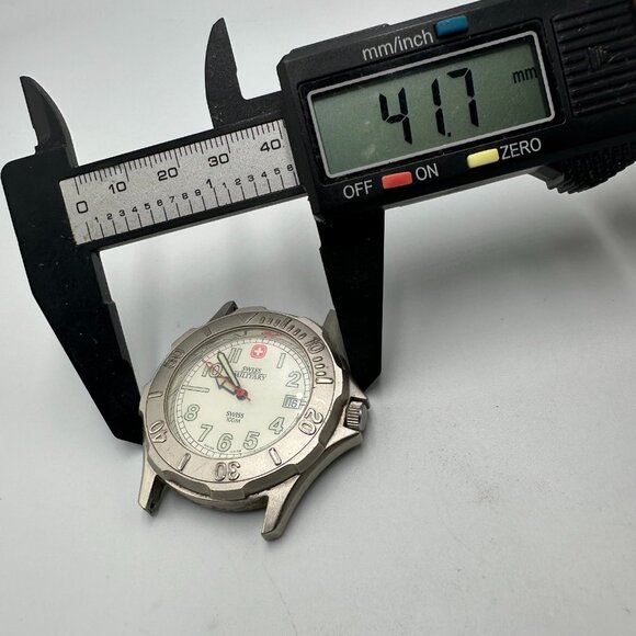 Swiss Military Watch Men Silver Tone Case No Band Date Window 41MM New Battery - Picture 4 of 6